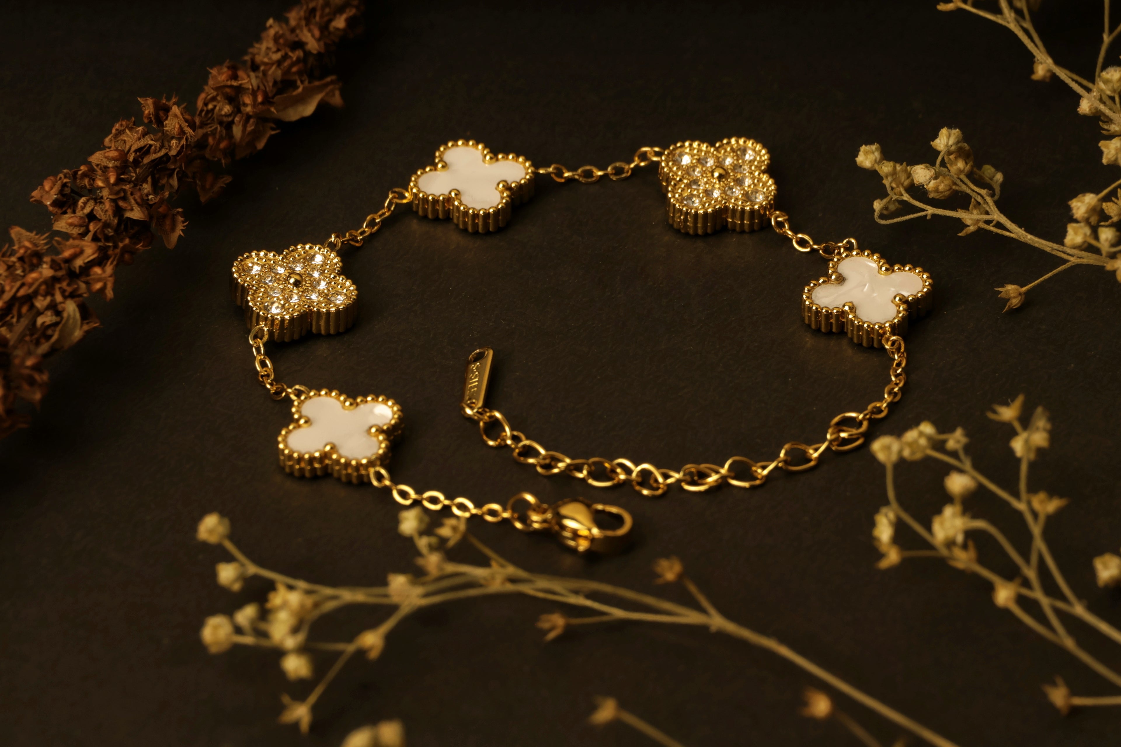 White Clover Sparkle