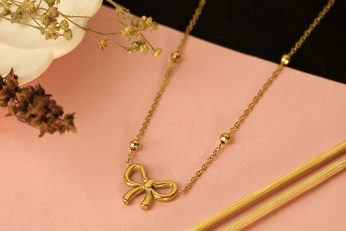 Mimi Bow Necklace