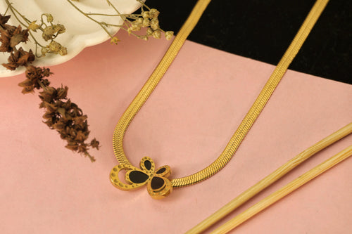 Black Winglet Necklace