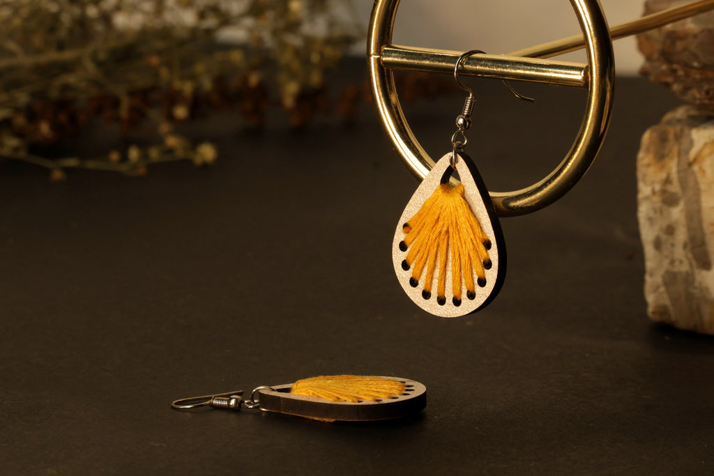 Honeycomb Weave Earrings