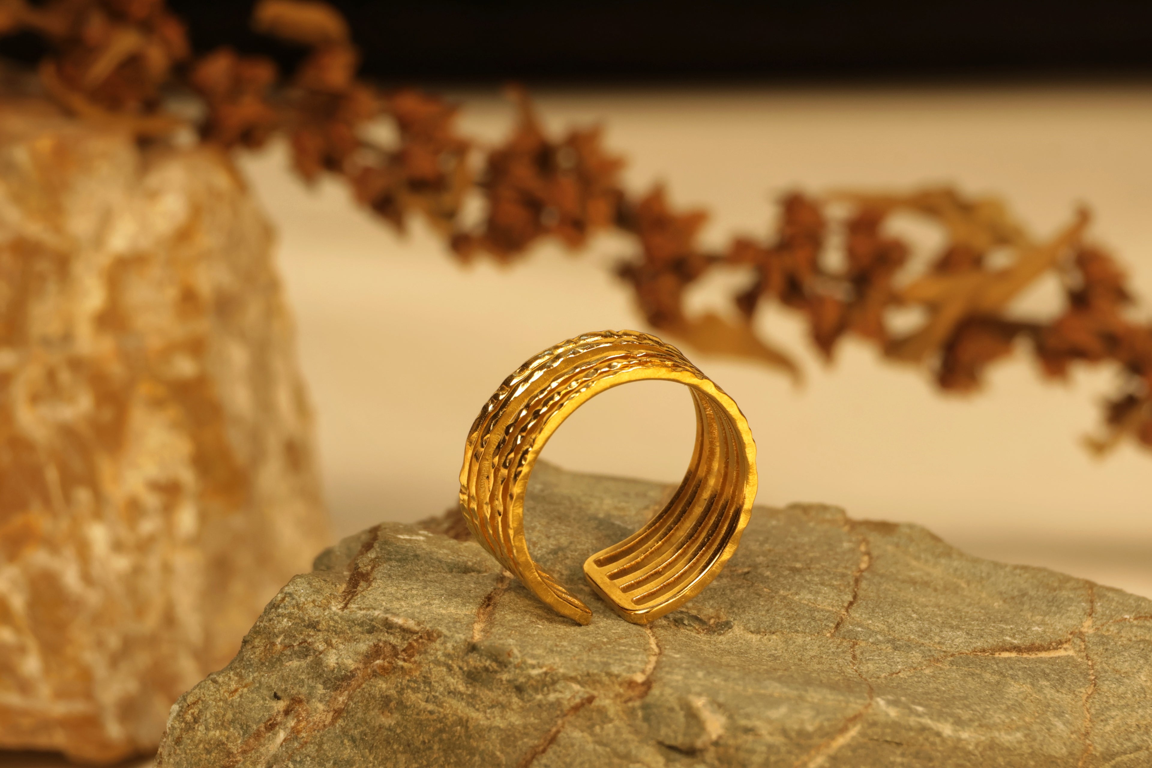 Gilded Ribbons Ring